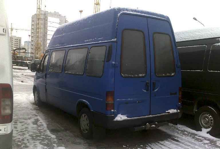 Заказ микроавтобуса для перевозки людей из Лесная поляна снт в Аэропорт Домодедово